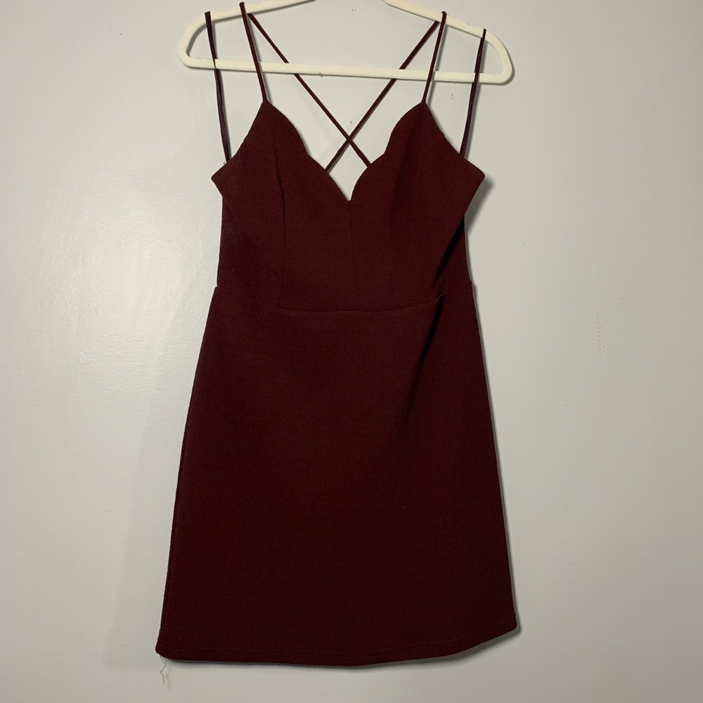 🩷SHE & SKY BURGUNDY STRAPPY MINI DRESS - Picture 6 of 6